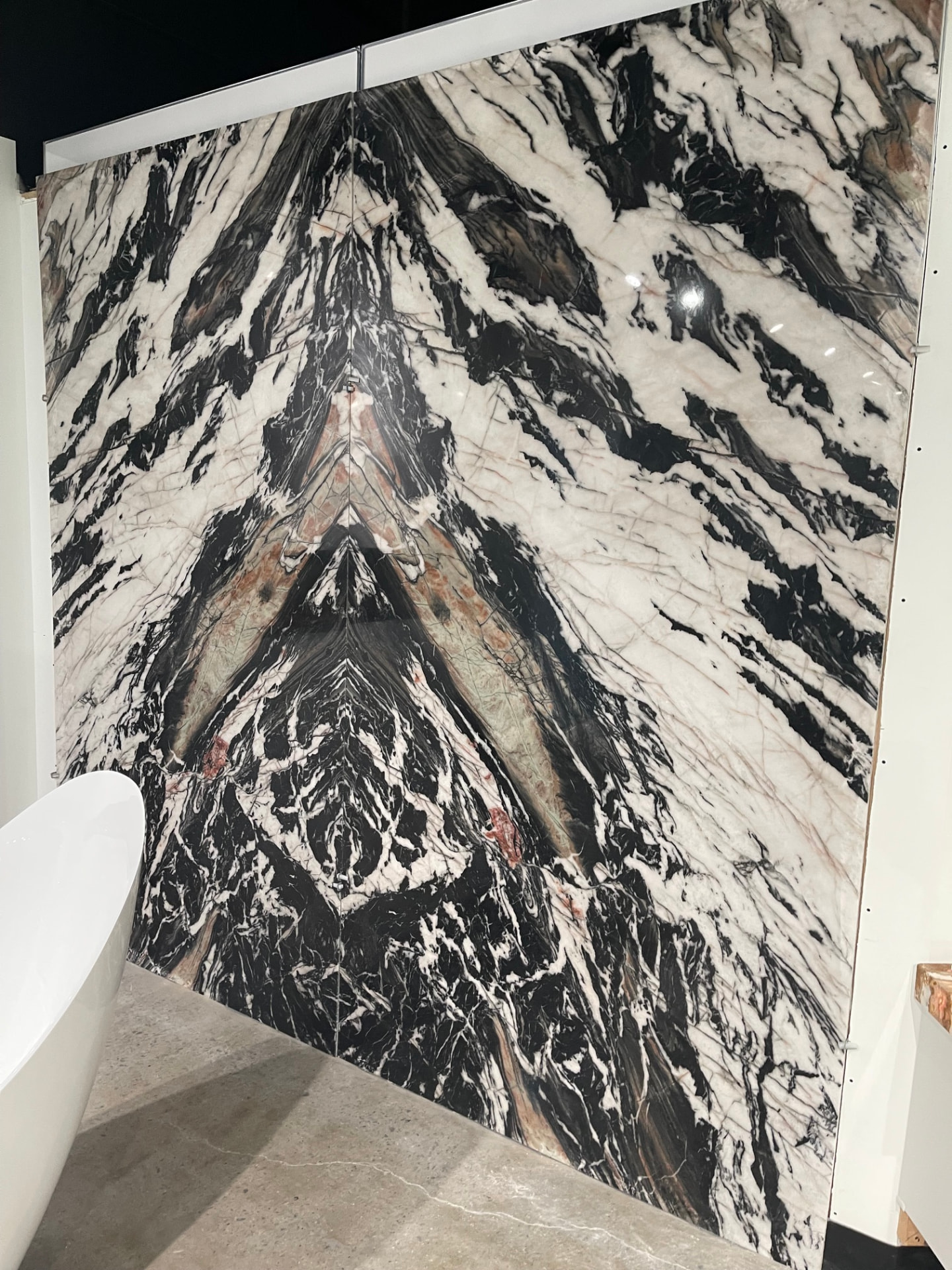 Black Quartzite translucent thin stone panel